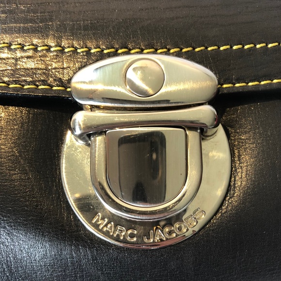 MARC JACOBS black leather clutch. - Picture 4 of 6